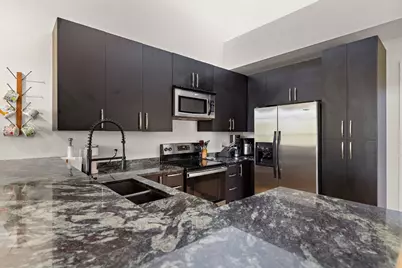 907 Duncan Lane #302, Austin, TX 78705 - Photo 11