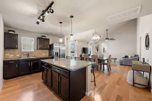 117 Liard River Rd, Hutto, TX 78634 - Photo 7