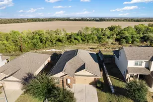 117 Liard River Rd, Hutto, TX 78634 - Photo 3