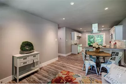 2321 Lakehurst Drive, Austin, TX 78744 - Photo 7