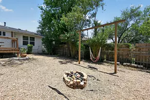2321 Lakehurst Dr, Austin, TX 78744 - Photo 27
