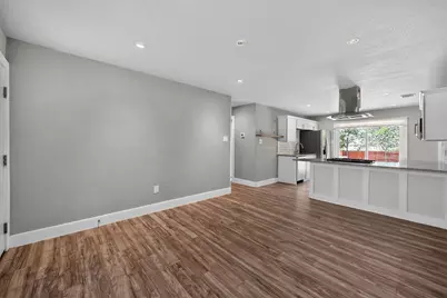 2321 Lakehurst Drive, Austin, TX 78744 - Photo 11