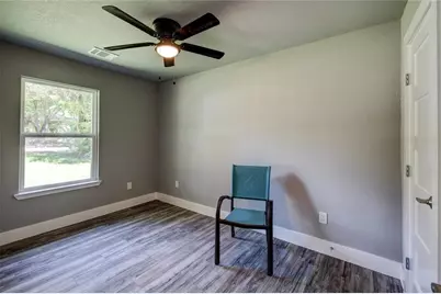 2321 Lakehurst Drive, Austin, TX 78744 - Photo 15