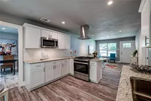 2321 Lakehurst Dr, Austin, TX 78744 - Photo 3