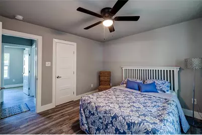 2321 Lakehurst Drive, Austin, TX 78744 - Photo 11