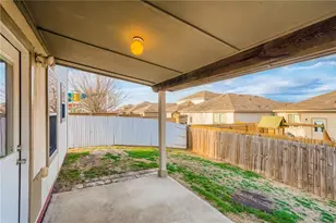 612 Copper Ct, Jarrell, TX 76537 - Photo 25