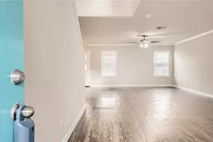 612 Copper Ct, Jarrell, TX 76537 - Photo 3