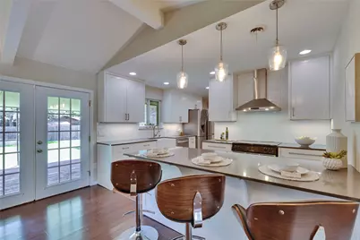 2905 Greenlawn Parkway, Austin, TX 78757 - Photo 3