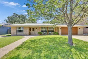 2905 Greenlawn Pkwy, Austin, TX 78757 - Photo 25