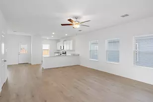 120 Paria Ct, Jarrell, TX 76537 - Photo 5