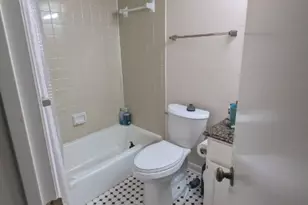 505 Bellevue Pl, Austin, TX 78705 - Photo 11