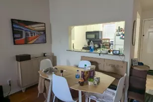 505 Bellevue Pl, Austin, TX 78705 - Photo 3