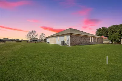 106 Pelican Court, Bastrop, TX 78602 - Photo 33