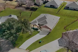 106 Pelican Ct, Bastrop, TX 78602 - Photo 37