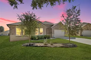 106 Pelican Ct, Bastrop, TX 78602 - Photo 1