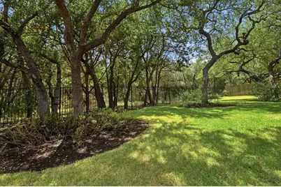 7112 Mitra Drive, Austin, TX 78739 - Photo 37