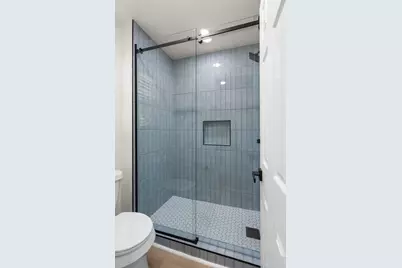 7204 Towering Oaks Drive, Austin, TX 78745 - Photo 25