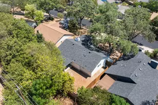 7204 Towering Oaks Dr, Austin, TX 78745 - Photo 39