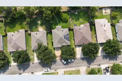 122 Edison Drive, Hutto, TX 78634 - Photo 17