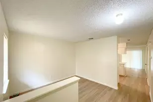 904 N Meadows Dr, Austin, TX 78758 - Photo 3