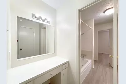 904 N Meadows Drive #D, Austin, TX 78758 - Photo 11