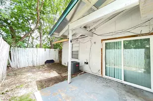 904 N Meadows Dr, Austin, TX 78758 - Photo 17