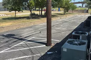 400 Chisholm Valley Dr, Round Rock, TX 78681 - Photo 1