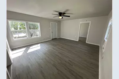 622 Scarbrough Street, Rockdale, TX 76567 - Photo 3