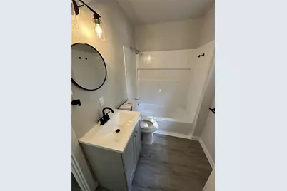 622 Scarbrough Street, Rockdale, TX 76567 - Photo 7