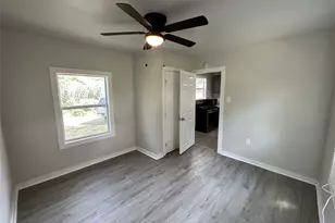 622 Scarbrough St, Rockdale, TX 76567 - Photo 9