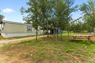 253 N County Line Rd, Elgin, TX 78621 - Photo 25