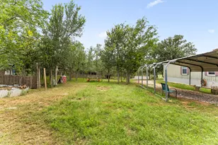 253 N County Line Rd, Elgin, TX 78621 - Photo 27