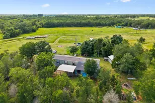 253 N County Line Rd, Elgin, TX 78621 - Photo 35