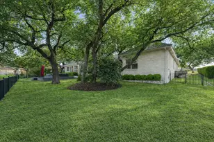 2016 Lakeway Blvd, Lakeway, TX 78734 - Photo 33