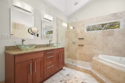 2501 Del Curto Road, Austin, TX 78704 - Photo 17