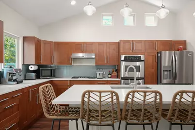 2501 Del Curto Road, Austin, TX 78704 - Photo 11