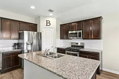 1010 Pembroke Court, Hutto, TX 78634 - Photo 11