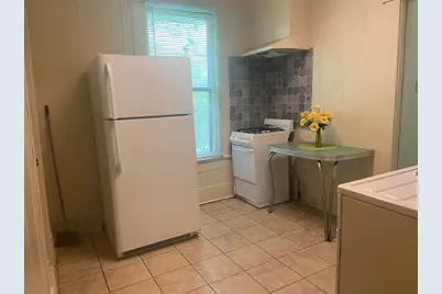 401 W 38th Street #B, Austin, TX 78705 - Photo 5