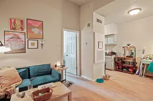 2818 Nueces St, Austin, TX 78705 - Photo 3