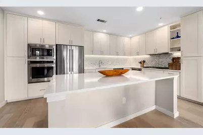 900 S 1st Street #312, Austin, TX 78704 - Photo 3
