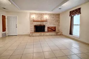204 Maynard St, Bastrop, TX 78602 - Photo 7