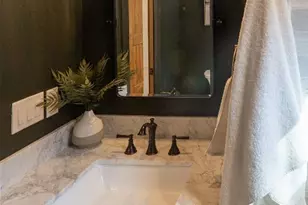 2515 Gonzales St, Austin, TX 78702 - Photo 11