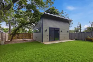 2007 E 2nd St, Austin, TX 78702 - Photo 23