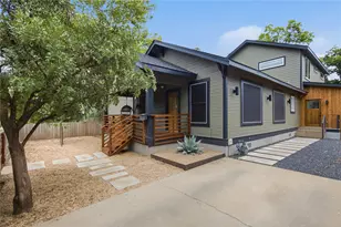 2007 E 2nd St, Austin, TX 78702 - Photo 3