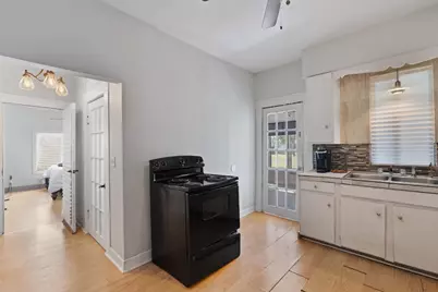 523 Old Highway 20, McDade, TX 78650 - Photo 15