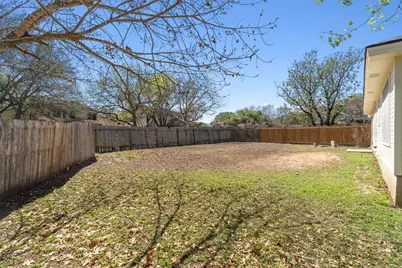 2403 Lendall Lane, Austin, TX 78744 - Photo 21