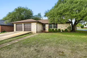 201 Woodstone Dr, Georgetown, TX 78628 - Photo 1