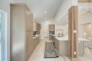 1110 Mayan Way, Austin, TX 78733 - Photo 15