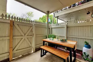 7920 Rockwood Ln, Austin, TX 78757 - Photo 25