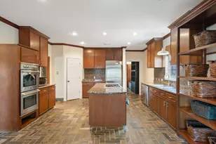 158 Uriah Dr, Elgin, TX 78621 - Photo 11
